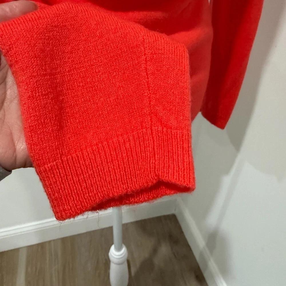 New York & Company Size M Vibrant Red V-Neck Sweater